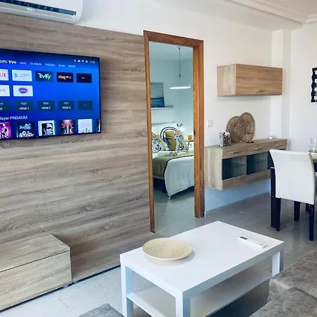Luxury Dreams Downtown טורבייחה
