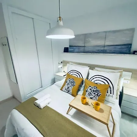 Διαμέρισμα Luxury Dreams Downtown Τορεβιέχα
